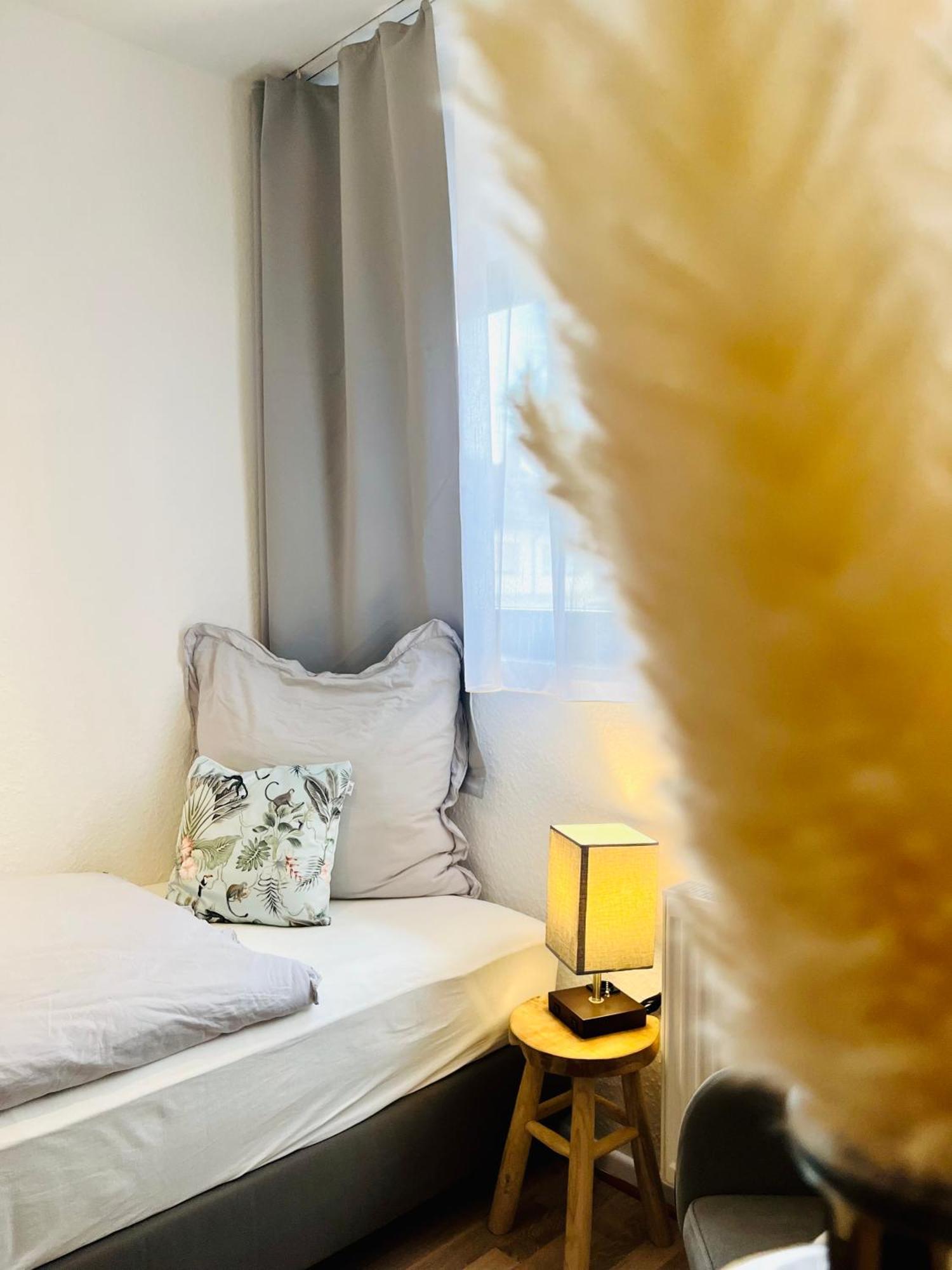 Casa Inn Parkview - Relax & Chill - Perfect For Business Travel, Weekend Trip, Family&Friends, Dogs Lover, Romance, Layover Or Longstay 拉恩河畔林堡 外观 照片